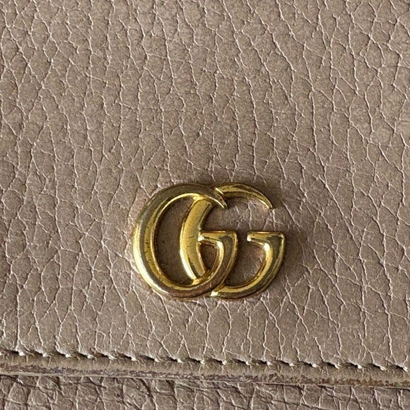 Gucci Taupe marmot small trifold Leather Wallet with Gold Logo - Picture 13 of 15